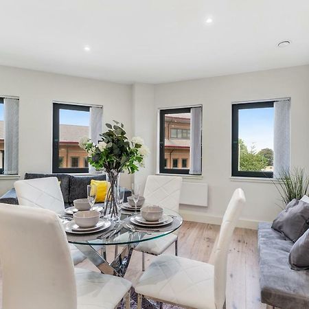 Mondial Apartments At Heathrow Harmondsworth Exteriör bild