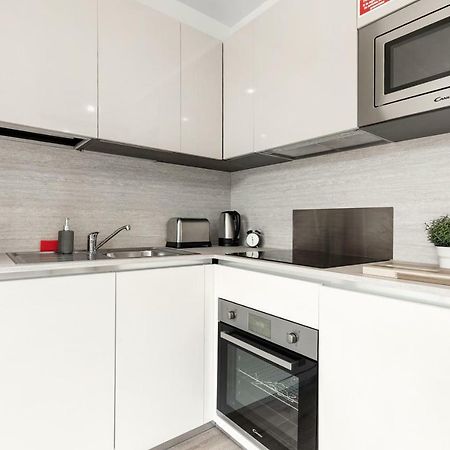 Mondial Apartments At Heathrow Harmondsworth Exteriör bild