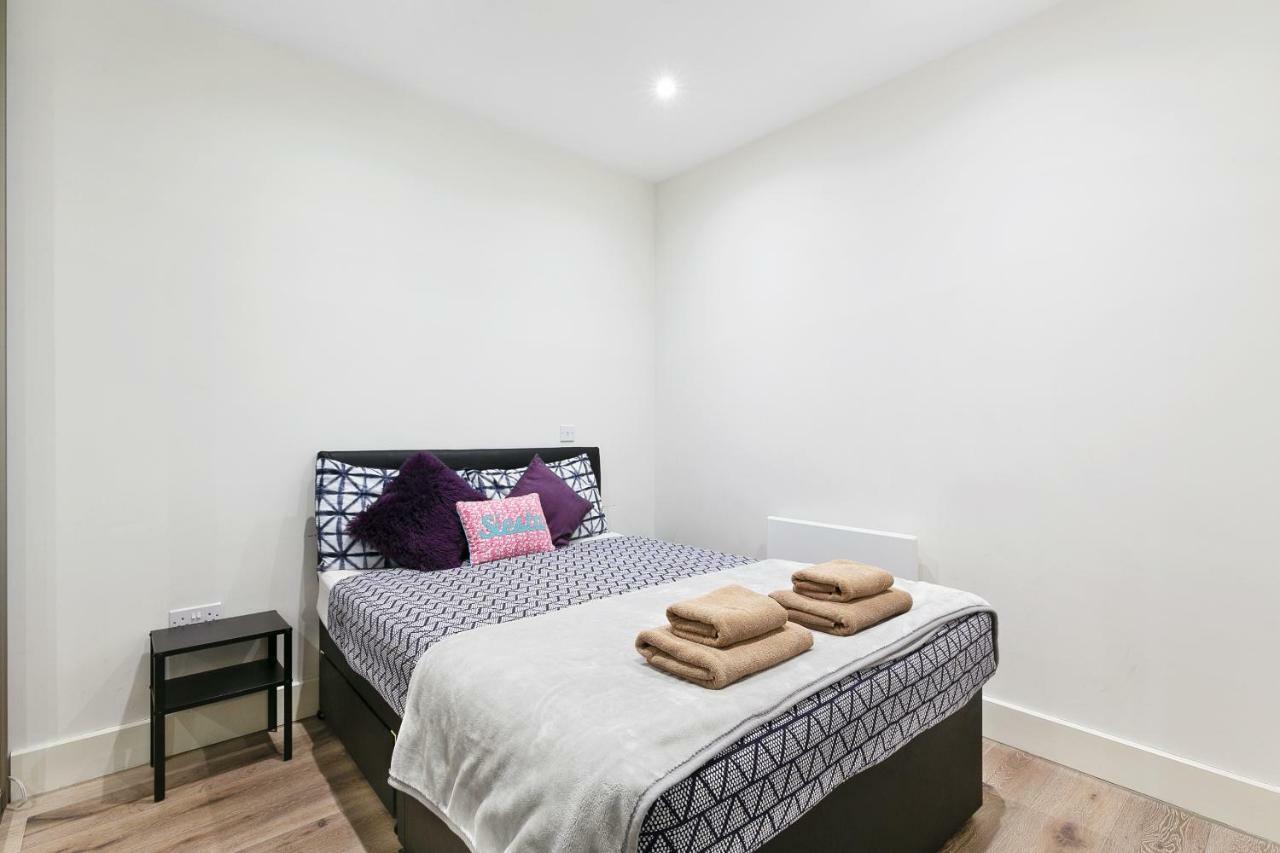 Mondial Apartments At Heathrow Harmondsworth Exteriör bild