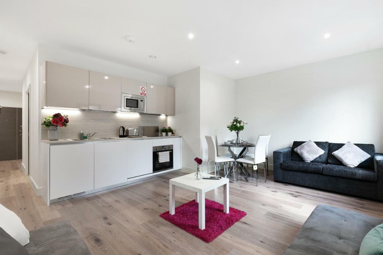 Mondial Apartments At Heathrow Harmondsworth Exteriör bild
