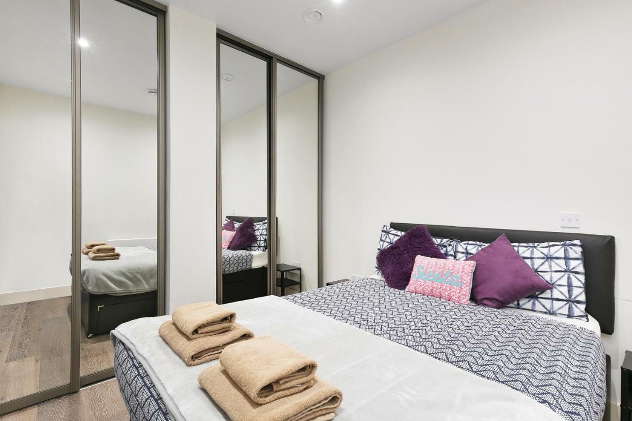 Mondial Apartments At Heathrow Harmondsworth Exteriör bild