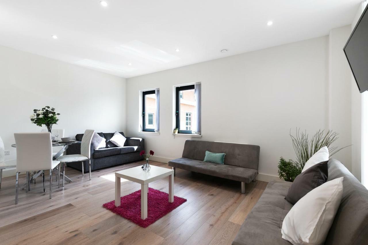 Mondial Apartments At Heathrow Harmondsworth Exteriör bild