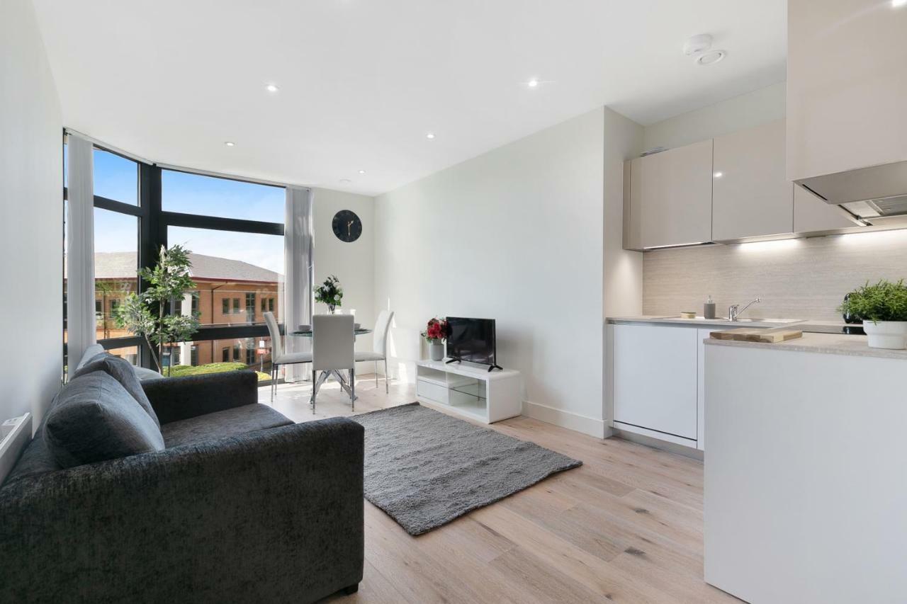 Mondial Apartments At Heathrow Harmondsworth Exteriör bild
