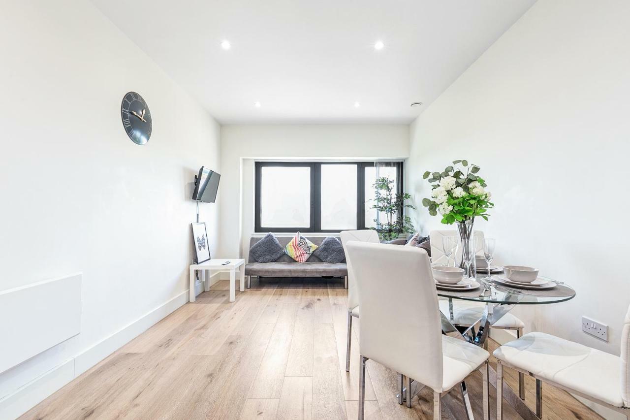 Mondial Apartments At Heathrow Harmondsworth Exteriör bild